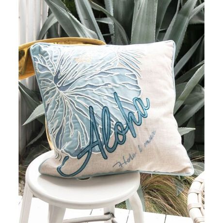 [^ԁF4CEP5102-2025]hイAbvPȂǗlXȃeNjbNU΂߂ꂽNbVJo[B_ȃnCrXJX̃fUCʂ܂B傫߂ȃt@Xi[ŏoyɂł܂Bg̃NbV͕tĂ܂B