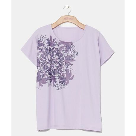 [^ԁFYCA-5107-2025]ԃ`[t̃LgX^CbVɕ`ꂽTVcBGƂЂ₽ڐG⊴̐n͊炩ȔG肪IłBƂ炵Y߂ɒVGbgŁA̘r₨ڗbNXȂɁBtbX^E[Xɂ߂łB