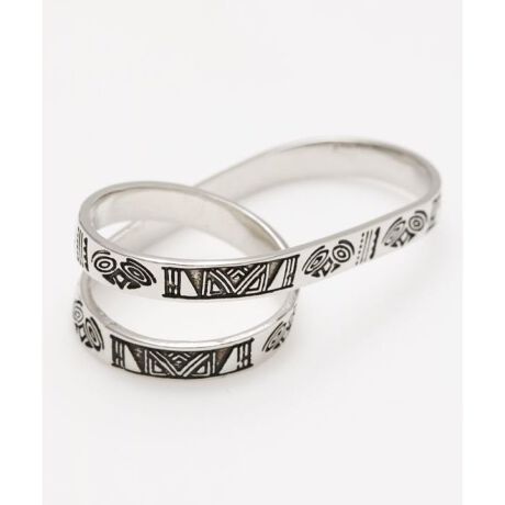 [^ԁFCSOZ3302-2025]gDAO̍_uOBNXfUC͏dȂ荇^킵Ă܂B