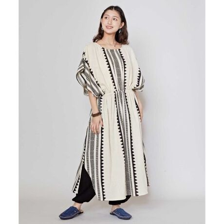 [^ԁFILS-5102-2025]oTbƒeڂ̖ȑfނǂSñs[XBCfBS߂n̐F`[tƂFWJŁAAtJ̗͋\BEGXgSŃXbLƂVGbg̈ꖇBTCh|PbgtB