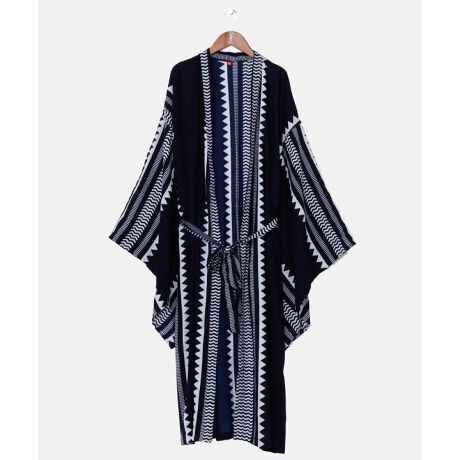 [^ԁFILS-5101-2025]⊴̂郌[fނgpJ[fBKBCfBS߂n̐F`[tƂFWJŁAAtJ̗͋\B̂悤ȑ傫ȑƗ̂VGbg͂̈ꖇB