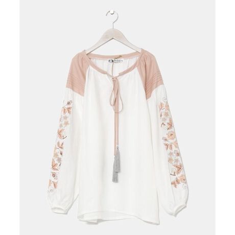 [^ԁFLEU-5607-2025]uBV@JvƌĂ΂ENCîԂ̎hイ_ɑɂuEXBlfނłƂSnBR[fBl[g؂₩ɂĂ܂B