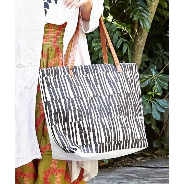 [}C]y}EiAzIwJpg[gobO/}EiAimaunaloaj ubN