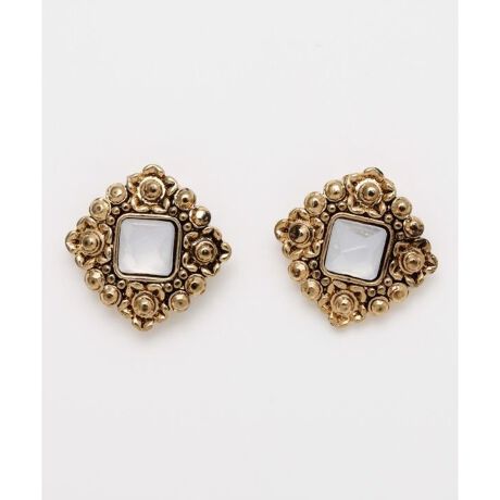 [^ԁFLKXZ5659-2025]AeB[Nȕ͓IȃsAXB͉Ԍ`̃fBeB[ŁA؂₩Ȉۂ̃ACełB