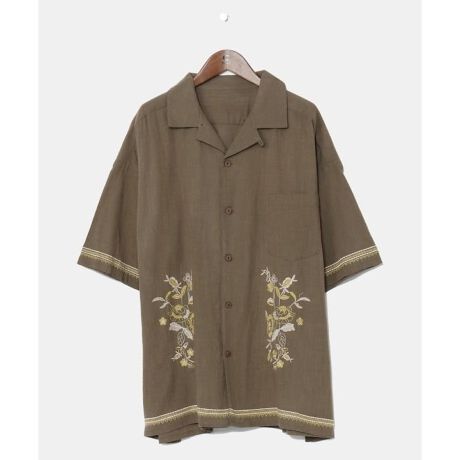 [^ԁFIAC-5208-2025]ꖇłɌ܂郁YVcB_炩ȃRbgXufނƉԑ̗lȎhイڂfUCB̂R[fBl[głAjZbNXŒp\BChȂ̒Sn̗ǂfފƁA܂Ŏ{ꂽhイ|CgB