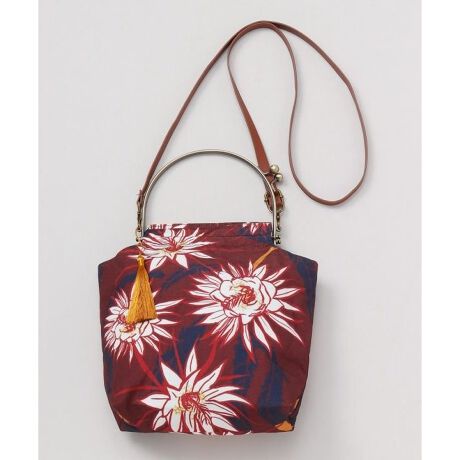 [^ԁF7CEP5202-2025]ɍ炭ԁXfUCV_[obOB莝obOƂĂ͂AV_[obOƂĂg2WAYdlB}`tŏc̒`VGbgȂ̂ŁA[͔QłB600ml̃ybg{gⒷzAσ|[`܂BV_[R͒߉\B|PbgtB