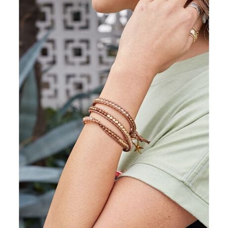 [^ԁF42CZ5101-2025]X^[tBbVɃJtȃr[ŶuXbgBnC̊CJ[fUCŔFɍ킹蕞ɂ4ނIׂ܂B3iKɒ߂łA2AA3Ałg邱Ƃł܂B