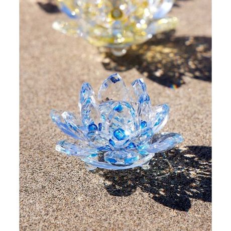 [^ԁFCYWP5701-2025]IG^ȕ͋CYKX[^X̃IuWFBD̒ւ̉Ԃ炩@́u򉻁EĐv̈ӖƉ]BždȂKX̉Ԃтɔ˂AɔU΂߂܂Bꂼ̐Fɂāuzv̉^CAK^тB