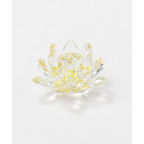 [^ԁFCYWP5701-2025]IG^ȕ͋CYKX[^X̃IuWFBD̒ւ̉Ԃ炩@́u򉻁EĐv̈ӖƉ]BždȂKX̉Ԃтɔ˂AɔU΂߂܂Bꂼ̐Fɂāuzv̉^CAK^тB