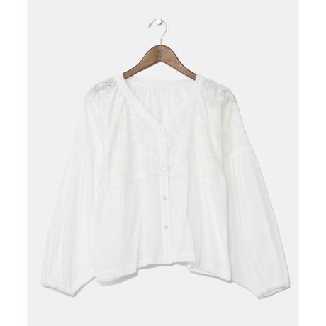 [^ԁFIPF-5202-2025]̎hイ|Cg̃RbguEXB炩TbƂȑfށBOJ̃{^tĂ̂ŉHDƂĂy߂BCi[킹邱ƂłǂȋG߂ł܂킹ꖇB