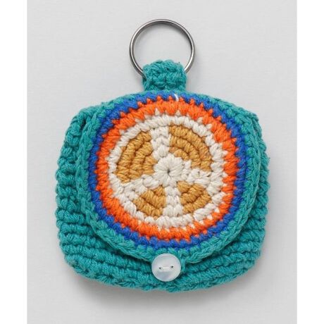 [^ԁFNWWP5221-2025]ChAlp[̗ŏoԔt[}[PbgC[WAlp[̎҂݃~j|[`BAirPods(̑Aꕔ̃CXCz)pTCYBɓꂽԂŏ[dł悤ɌJĂ܂BςƖڂ䂭FȂ̂ŃR[fBl[g̃ANZgɂBOtȂ̂ŃJriȂǂɒʂāAobOX}zXgbvɕtĎɃJX^y݂B