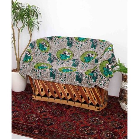 [^ԁFIRAP5106-2025]AtJ̃LeQCXpCA󂯂}`NXBTƂʂ̂ȑfނIB唻TCYłV[ő劈􂷂邱ƊԈႢȂ̈ꖇłBtBL̓XqŁuFBvƂӖB