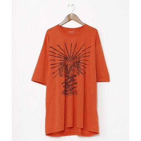 [^ԁFTXX-5628-2025]y^CAz|bvȊG̃Kl[V_ɂꂽTVcB炩ŗ̂fނSnQB䂪߂Ȃ̂ŃtȃVGbgy߂ꖇłB