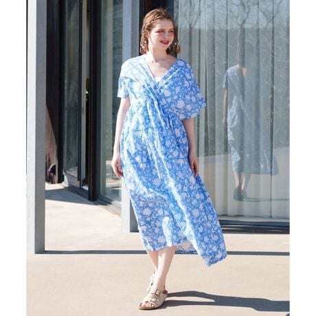 [^ԁFISA-5202-2025]FƂɈقȂubNvg|Cg̔̃ChȂgs[XB蒅TCYŗnTCh|PbgtB肪B鑳̌`Ȃ̂ŃXbL鎖o܂B