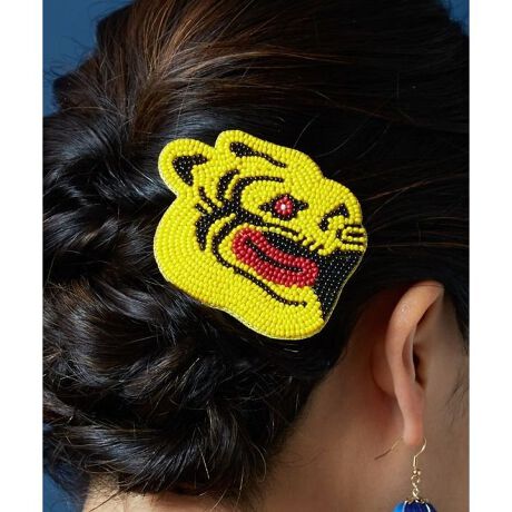 [^ԁF7IJZ5301-2025]E܂\̌ՁAAeȂǁAGяor[YhJŕ\A݊ӂwANbvB^b`ŊJ\ȃob^^CvŁAȒPɕtOo܂B