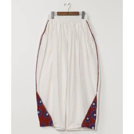 [^ԁFIAC-5235-2025]gbvXɈA݊̂郏ChVGbg[NpcBNW[gBɏZ܂uJb`vCXpCA󂯂fUCBJb`Ȃł͂̃nh[Nł~[[NhJ_ɕ\BChȃXu̗ȑfފB