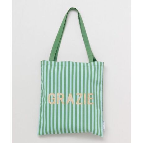 [^ԁFLNEP5301-2025]肪ƂtXAhCcAXyCAC^AAꂼ̍̌tŃ|Cgɂ}VFGRobOłByʂŃRpNgɂ߂ĉוɂȂ炸ɎƂł܂B