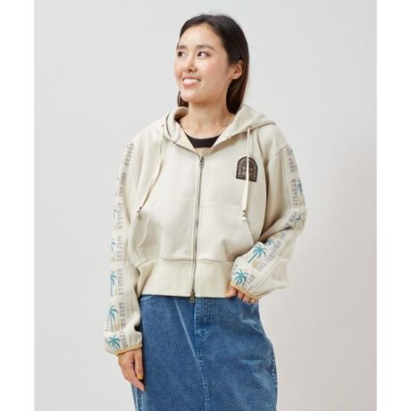 [^ԁF46R-5306-2025]炩G̃tFCNXG[hfނ̃t[hp[J[BɃV̖؂vgꂽT[teCXgȈꖇB̃pCsOANZgɂȂĂ܂BV[gŏ炵VGbgłB