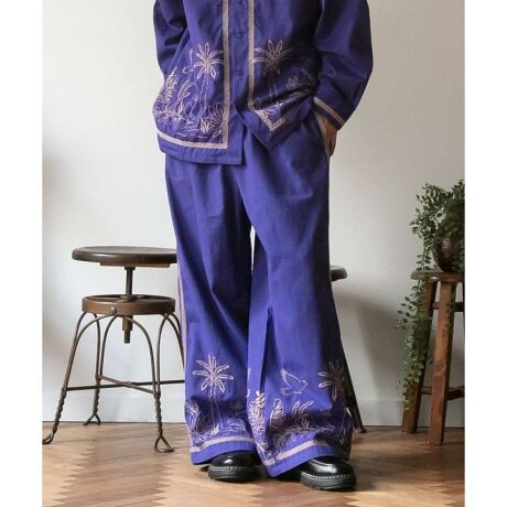 [^ԁFIAC-5333-2025]Sn̂炩Ȗȑfނ̃YpcBCYȃXg[gVGbgŁAEGXg̓SƓRŒ߉\Bɐŕ`ꂽA؁XtA̎hイ|CgB70Ñqbs[C[WFWJŁAVcƂ̃ZbgAbvR[f߂łB