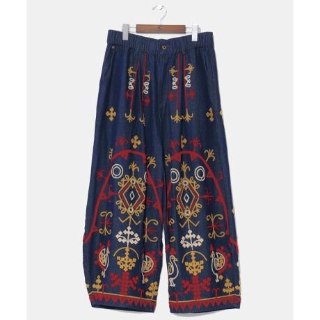 [^ԁFILL-5310-2025]ChAOW[g̃Jb`n̓`IȎhイ`[t㕗ɃAWB_ɎhイzuABe[Wo[VGbg̃YpcBVcƍ킹ZbgAbvR[fBl[g߂łBhイZ@ɂ̓Ch̃Ahイ̗pB̃R[fBl[gɃvX邾ŕ͋CAbvACełB