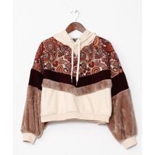 チャイハネ(CAYHANE)の【チャイハネ】ファーベルフーディー