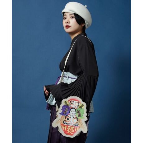 [^ԁF7CRP5305-2025]{̉Nĵlߍ񂾁A₩ȁuJ^vV_[obOBCpNg̃fUCŁAig͂AyY②蕨ɂ߂łBV_[R͒߁AO\B