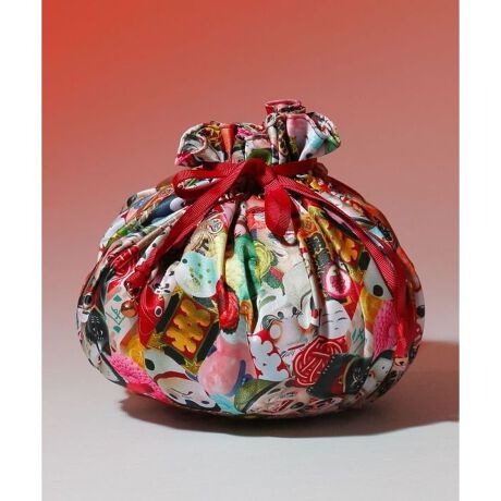 [^ԁF7CRP5306-2025]{̉Nĵlߍ񂾁A₩ȁuJ^vВBCpNg̃fUCŁAig͂AyY②蕨ɂ߂łBX}z₨zȂǂ̂ɕ֗ȃTCYBRɂ͏ȗ邪tĂāAтɂƉ܂B