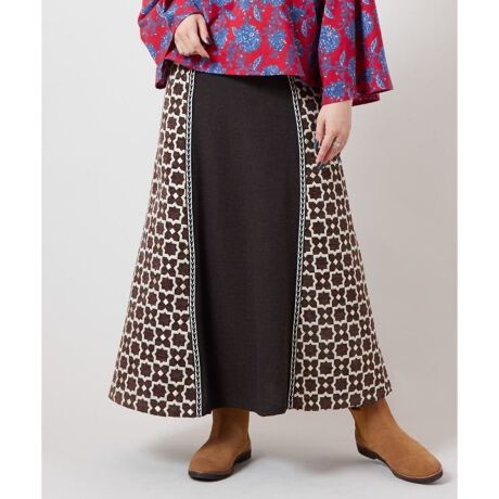 [^ԁFCCP-5322-2025]~ibg̃^C͗lCXpCA󂯂WJ[hnAcC[hfށAt@[fނgݍ킹XJ[gBN₩ȐFʂƒĝ݂fފBꖳ̌IfUCBACƊXJ[g̃C[h|CgBEGXgɂ̓SĂA҂ݏグŒ\BtF~jȕ͋CAR[fBlCg̎ɂȂACełB