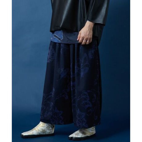 [^ԁF76L-5303-2025]񂾗t̖͗l`ChpcB݂̂NѐnŁAӂlȈہBEGXgSdlBTCh|PbgtB