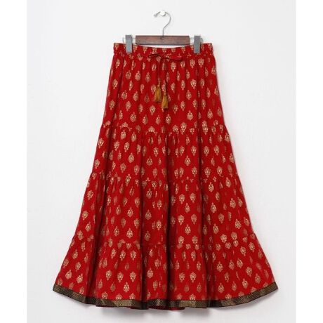 [^ԁFIAC-5338-2025]Ch̃[J}[PbgŔĂ鐶nCXpCABtH[NAAvg̃eBA[hXJ[gB߂ɂ؂ւʒuŁAtF~jȂJWAȈۂɁBvg̑␞̃S[WXȃe[v|CgłB