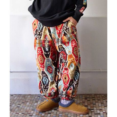 [^ԁFJSU-5304-2025]yAmina~grnzgyʂȁAigɍœKȂ炩t[XYpcBVN[hɂO~̎YnuJ[ybgxgv畿̒z𓾂AIWieBӂ长͓IBTChɃ|PbgtB