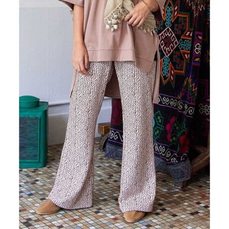 [^ԁFCCP-5304-2025]LkfނŗSnQ̖\pcBu[cJbgVGbgʂ𔭊AC[hX^Cɂsb^̈ꖇBv킹WIgbN̑́AIłȂ񂵂₷fUCłB