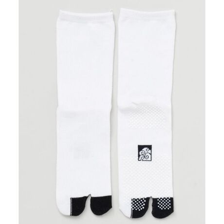 [^ԁF7JKP6117-2025]܌^̌`ɂtBbgAT_ɂ킹₷~ߕťCB̃hbg󊊂~߂芴߁AaɂmɂޗF͂łBig͂A߂⒅̑ɂ߂̈ꑫłB