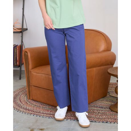 [^:467R3701]ɃeV̂ȃ|GXefނgpXg[gpcłBEGXg͌̂ݕSALтdlɂĂ܂B