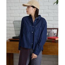 ショート丈デニムシャツ