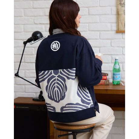 [^:467RD437]C܏\Ô͂܂ƂĒmA{̓Hԏo_ƂȂĂ铌E{B̒n_ƂS[fxÁA{AX𐷂グƂv{vWFNg𗧂グ܂B{×̎H|300N葱Ă鍕]ƃR{[VXEFbgVcłB@\ёfނŉKȒSnƋ@\𗼗܂Btg̓VvȃN}hJ̃|CgBobŃh h ̃}[NƁAO̖lŐ؂ւ_ȃfUCɁB͏]ƈ݂̂Ȃ񂪂ɂȂĂ@̃fUC̗pĂ܂B