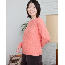 モヘヤ混プルオーバーニット