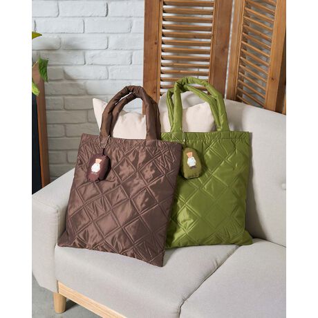 [^:468RD050]Ȃ₩ŁAق̂Ȍ򂪏iȃ^t^̐ngg[gobNBȂ݃vNƂGŃgĥACeB|ł钷߂̃nhɂȂlߊۂcސݒɂĂ܂B7cm̃XNGAɍW̕C[WXeb`[N|CgB͋C̃O[ƔlxオuE̓WJ͔N␫ʂ킸p\Bʋ΂wZs̃TuobNƂĂ֗łBS̃}OlbgJł|PbgtBN}̃o[ovg10cmقǂ̃`[͎O\BCɓ̃obNɕtςĊyłOKB