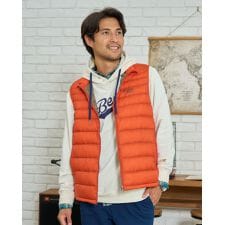 ゴールデンベア(GOLDENBEAR)の軽量ダウンベスト