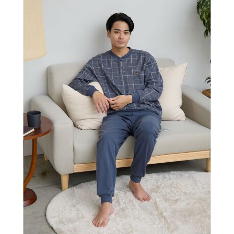 [^:139RC401]`FbN̒EY{̃w[lbNpW}łB_炩ȃWK[hfނgp܂BƂTCYŁASn̗ǂ߂łBy Homewear@Jbg\[pW}̂ zỸJbg\[pW}́AgbvX̎EA{gX̑ɂ̓u̍iĂA炸KȒSnL[v܂BgƐ݌vAg̐؂ւOɂ炷ƂŁAE₷QԂX[YɍsuKdlvɂȂĂ܂B܂A{gX͑OJETCh|PbgĂ܂Bz[EFAƂĂg邱̎dlłBEGXg̓ɁAuSւvAEGXgSo܂BDtȂAقǂɃSւ邱ƂłAD݂̒ɒ邱Ƃ\łB