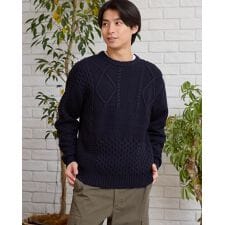 無地柄クルーネックニット