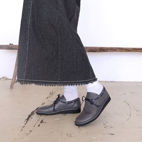 x[VbNȃJ[ɃANZgɂȂS̃{|CgƂȂ肩킢炵X^CO`܂BɎ{ANZg̃V[[XŃJWAX^CƂ̑ob`łÊ₷Xb|dl̃tbgV[YELk̂Sfނ̃V[[XŒEȒPłBEb[fUC͑ƃT|[gĂ܂BEX|WH̒ނgp邱ƂŁAy܂BEᔽNbV̒~ɂAKȗSn̊Ă܂BLɂXX3E݌vITCY`傫TCY܂łpӁÊRE݌vłBETCY(21.5cm)傫TCY(25cm)܂łIђ܂B[^:ND22543]