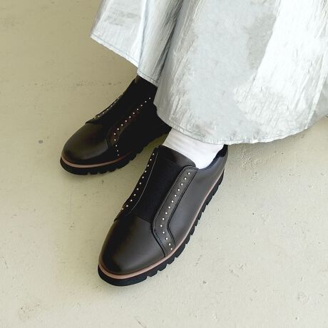 X^bY炢؂₩ȃANZgYXb|Xj[J[{[̂\[ƂƂtHōƏîl̃Xj[J[Ɏdグ܂BEΗقǓޖ{vgpĂ܂BEƑłXb|dlŒEȒPłBEƂSōbz[hĂ̂ň芴ob`łEڈȏɌyʂȃ\[ő^тyXłBE\[݂̍ɂłȐǂȂA₷iiɃAbv܂BfށAbp[Ȃ₩ŏ_炩V[vX[X[^:ND24500]