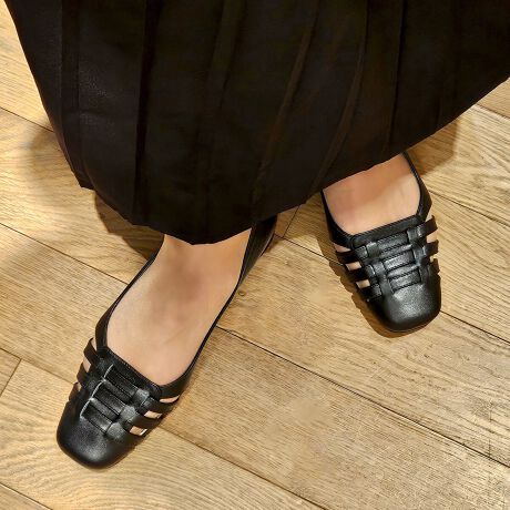 [^:ND24042]OJfUCVNȈۂ̃pvXBɏiȔvXĂ܂BCȈۂ^Aw悪oT_Ȑlɂ߂łB