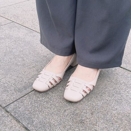 [^:ND24042]OJfUCVNȈۂ̃pvXBɏiȔvXĂ܂BCȈۂ^Aw悪oT_Ȑlɂ߂łB