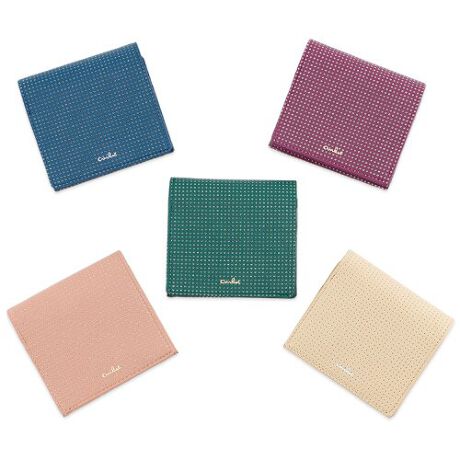 X[L[ŁA}eBbNȃJ[OB^Ɠɔ邱ƂŁAp`O悤ȗ̊̂shbg͂킢ciȃbNXɁB炩vȂ݂悭y܂TCtBKꂪŁAKo₷A₷_łB̂ЂTCY̓܂zRpNgȂAJ[hDK[ł̂ꂵ|CgBԂ̃obOɂd󂷂傫ŁAłɂ҂łBO[͐[F̐VJ[ƂȂ܂BȀuɂPIRIKAisJj̓ACkŔƂӖB炩ȎRrvɉ̃hbgpxɂċȂRȂcȀuɂāA₳炵CɂĂ܂ByA_炩łS[ggp邱ƂłȂ₩łƂzɎdオĂ܂BX[L[ŁA}eBbNȃJ[OB^Ɠɔ邱ƂŁAp`O悤 ̊̂shbgɎdグĂ܂BD 2K 1J[h|Pbg 5O|Pbg 1