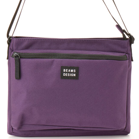 [^:BMMH5BS1]100%TCNfނōꂽGRȃV[YyʂŃRpNgȃTRbVobOoByʂŔ}`ȂAz500mlybg{gARpNgȐ܂肽ݎP[\B㝛fނgpĂ邽߁A}ȓVωɂSłBVvŃJWAȃfUCɁA|Cg̃S肰ȂANZgɁBjZbNXłgA^E[X͂Ał􂵂܂B