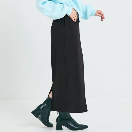 [^:46-200817003-01]y݌v3˔jIzLCȂ̂ɃXEFbgoŃC[W[ɒ邩璷̈ړɂX^CɂŗsȂǂ̎^тɂfUCEVGbgsb^ȂICVGbg̃^CgXJ[gBCi[Ȃ݂CɂȂ܂B|PbgtłBobNXbgȂ̂Ń^CgȂ΂SʃEGXgSdlȂ̂ŃXgXt[ȗSnłBfށEXgb`̌y₩ȑfށEʂ̂锖̏_炩nEɂȂɂłꂢɐ̂ۂɁEC[W[PAłȒPR[fBl[gNVbNȃ{^_EVcVlbÑuEXȂǂ̃VvȃACeƍ킹΍R[fɁB^[glbNƂ̑ǂAVbNŏiȈۂ^܂BVvŖÔȂfUCŃI[V[Y񂵂ł܂BnFʂ̂锖̏_炩nBLkFBFȂBnFȂB|PbgFBӓ_FԏïׁAǉYɐFdlύX̔ꍇ܂BׂƂɂɐn̉ʂ̏oɑ̍܂BY̓sG{XH̉ʂqăCɌӏꍇ܂BF邽ߕKPi􂢂̏AWF̕Ƃ̃R[fBl[g͂BLRɂԕiEsB@ɂĂ͏k݂F̉\܂BiP̂ł̂ʐ^ɍł߂FƂȂĂ܂Bfpʐ^͎BeAql̃j^[ɂAۂ̃J[ƈقȂČ܂Bi͋@Bɂ鐶ỶߒAwnDۂ̎̌pځx⑽́wقxA@ۂ́waxA`TCYɑ́w덷xꍇ܂BqlɊł܂悤Aŗǂ̂lił񋟂ł悤w߂Ă܂BǂfUCƏi񋟂Ē߂ɂfނDɂ܂ẮA܂悤肢\グ܂B