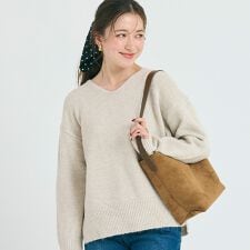 コカ(coca)の【新色登場】ふあふあヤク風Vネックプルオーバーニット 全10色