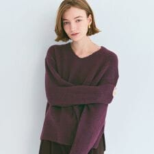 コカ(coca)の【新色登場】ふあふあヤク風Vネックプルオーバーニット 全10色